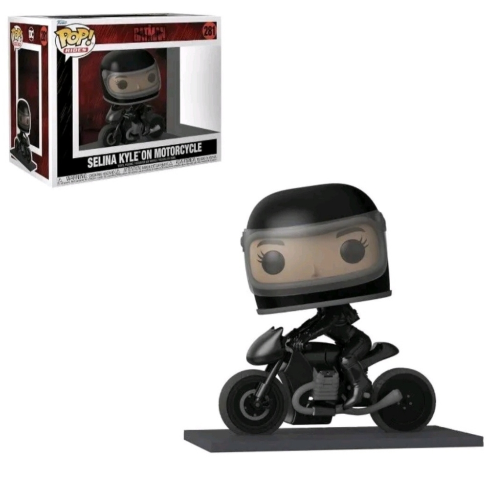 Funko Pop! Ride Deluxe: Batman - Selina Kyle on Motorcycle Vinyl Figure 281